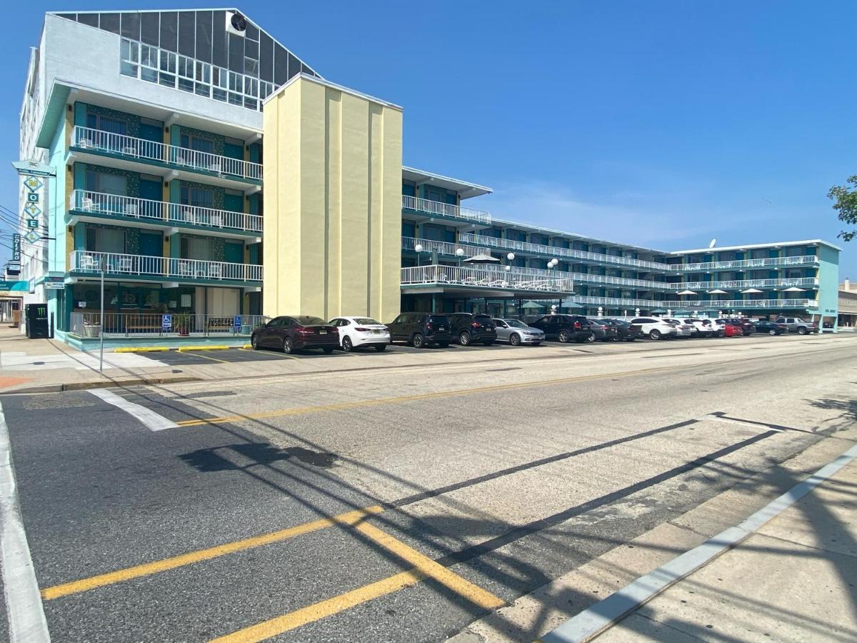 Royal Canadian Motel Wildwood Exterior foto